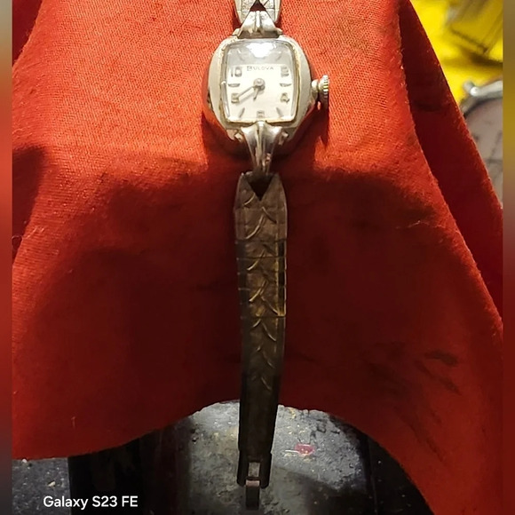 Vintage 1968 Bulova Miss America M8 Womens Watch 10kt R.G.P. Bezel - Picture 2 of 6